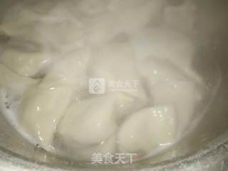 马蹄鲜肉水饺的做法步骤：9