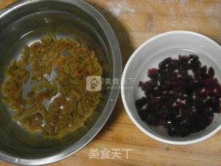 潘妮朵尼面包的做法步骤：1