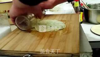 懒人的葱油饼的做法步骤：5