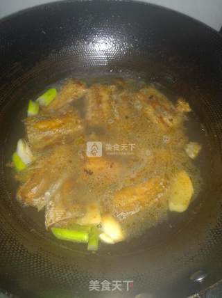 红烧带鱼的做法步骤：7