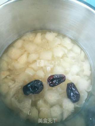 香梨银耳羹的做法步骤：5