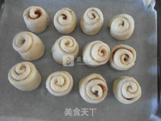 肉桂面包卷的做法步骤：7