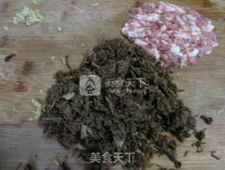 香煎梅菜卷的做法步骤：6