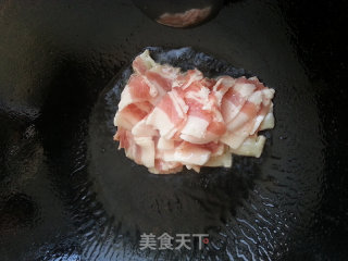 三香炒肉的做法步骤：3