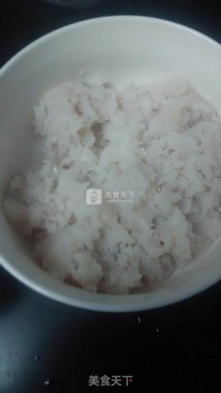 自制鱼丸的做法步骤：3
