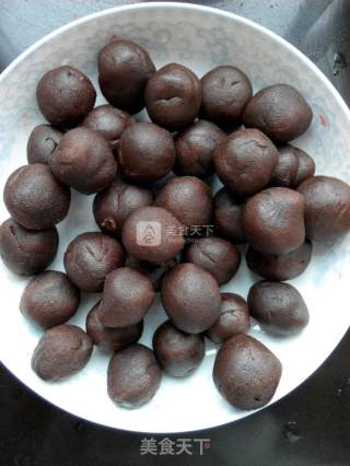 豆沙南瓜饼的做法步骤：5