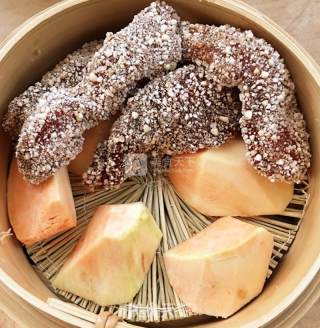 红薯米粉肉的做法步骤：10