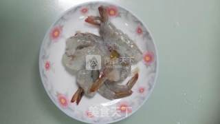 无边凤尾虾披萨的做法步骤：3