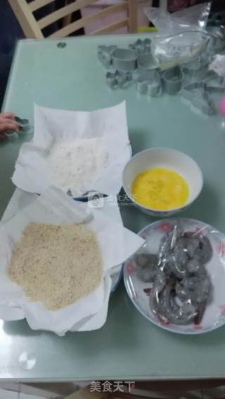 无边凤尾虾披萨的做法步骤：4