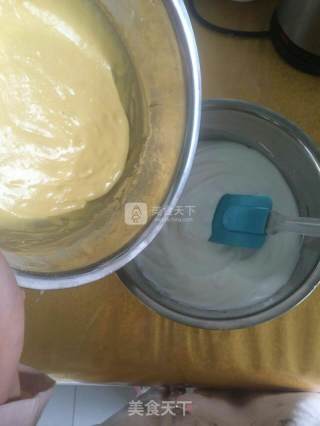 彩虹戚风蛋糕的做法步骤：9