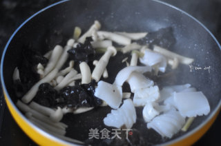 菌菇小炒的做法步骤：8