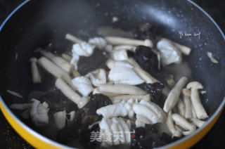 菌菇小炒的做法步骤：12