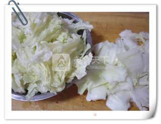 大虾烧白菜的做法步骤：2