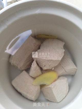 小王子的辅食——原味肉松的做法步骤：2