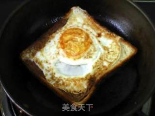煎鸡蛋土司的做法步骤：8