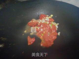 西红柿生菜汤面的做法步骤：3