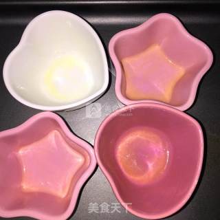蓝莓布丁的做法步骤：2