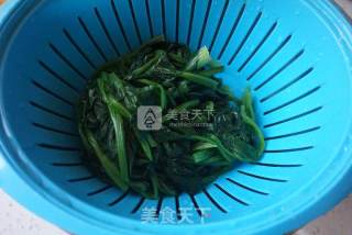 脆果仁拌菠菜的做法步骤：5