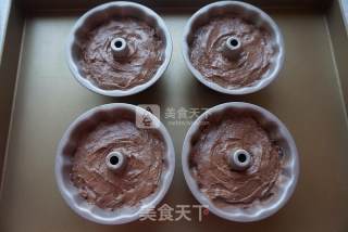 巧克力咕咕霍夫蛋糕的做法步骤：13