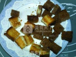 火龙果面包蒸布丁的做法步骤：4