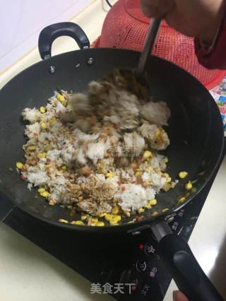 营养蛋包饭的做法步骤：10