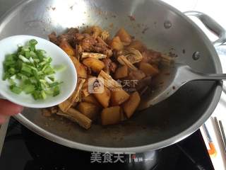 腐竹土豆烧翅根的做法步骤：9