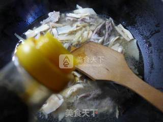 水笋烧鸡胗的做法步骤：6