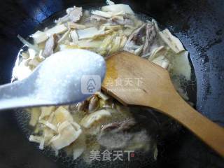 水笋烧鸡胗的做法步骤：7