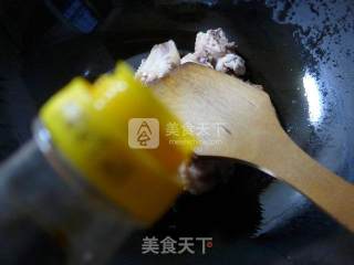 白菜煮鸡翅的做法步骤：3