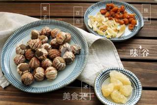 元肉百合栗子糖水的做法步骤：1