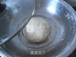 韭菜盒子的做法步骤：1