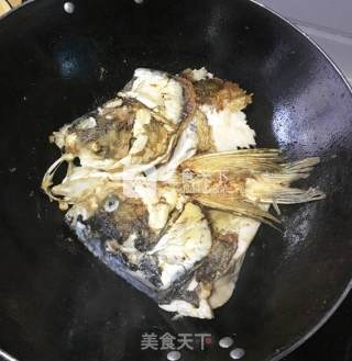鱼头浓汤火锅的做法步骤：5