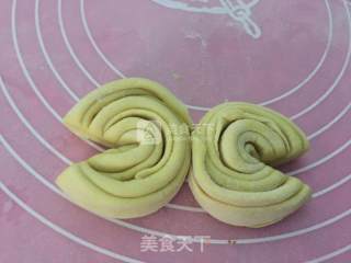 菊花馒头的做法步骤：5