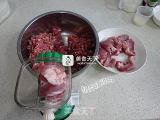 黑芝麻脆皮肠的做法步骤：2