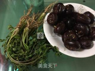 马蹄芫荽糖水的做法步骤：1