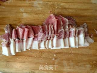 粉蒸肉的做法步骤：1