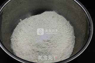 新派筋饼的做法步骤：1