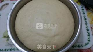 鲜虾披萨的做法步骤：1