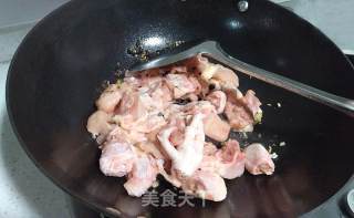 杏鲍菇豆豉焖鸡的做法步骤：3