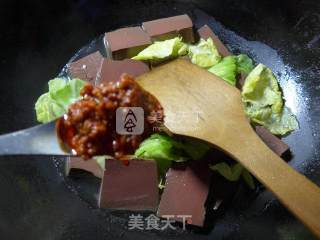 圆白菜煮鸭血的做法步骤：8