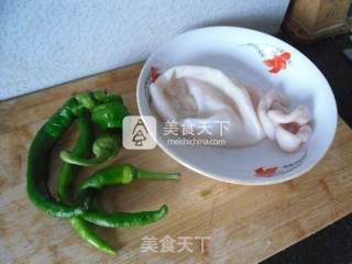 辣炒鱼肚的做法步骤：1