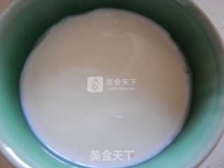 酸奶草莓的做法步骤：3