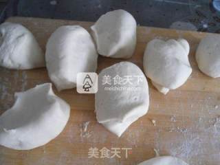 莲花花卷的做法步骤：3
