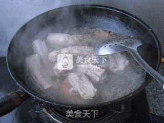 卤汁排骨的做法步骤：4