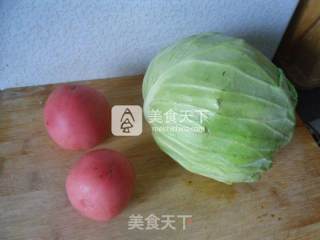 绿甘蓝炖柿子的做法步骤：1