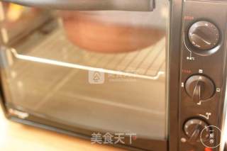 橄榄油烤薯角一厨作铸铁锅版的做法步骤：3