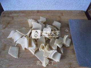 木耳小炒的做法步骤：2