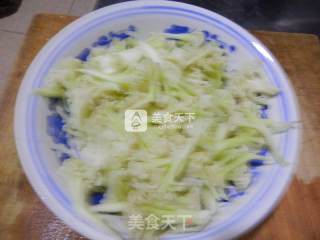 清炒花菜的做法步骤：2
