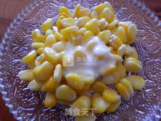 酸奶水果玉米的做法步骤：4