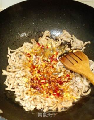 川味鱼香肉丝（超下饭）的做法步骤：5